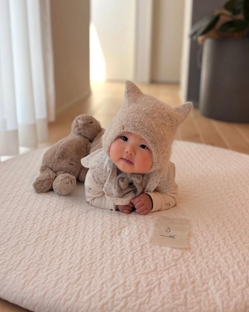 Beige kitty hat