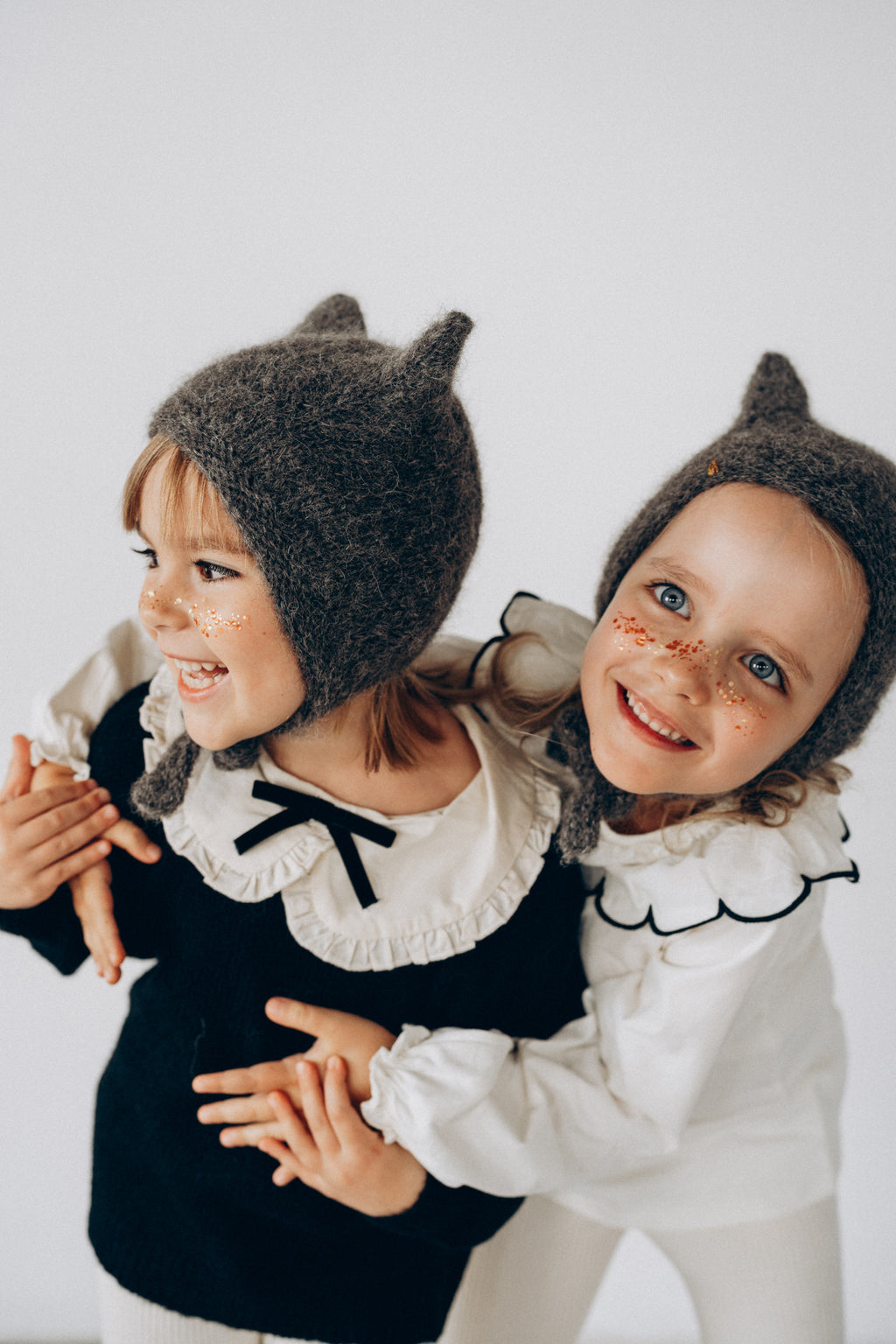Dark grey kitty hat