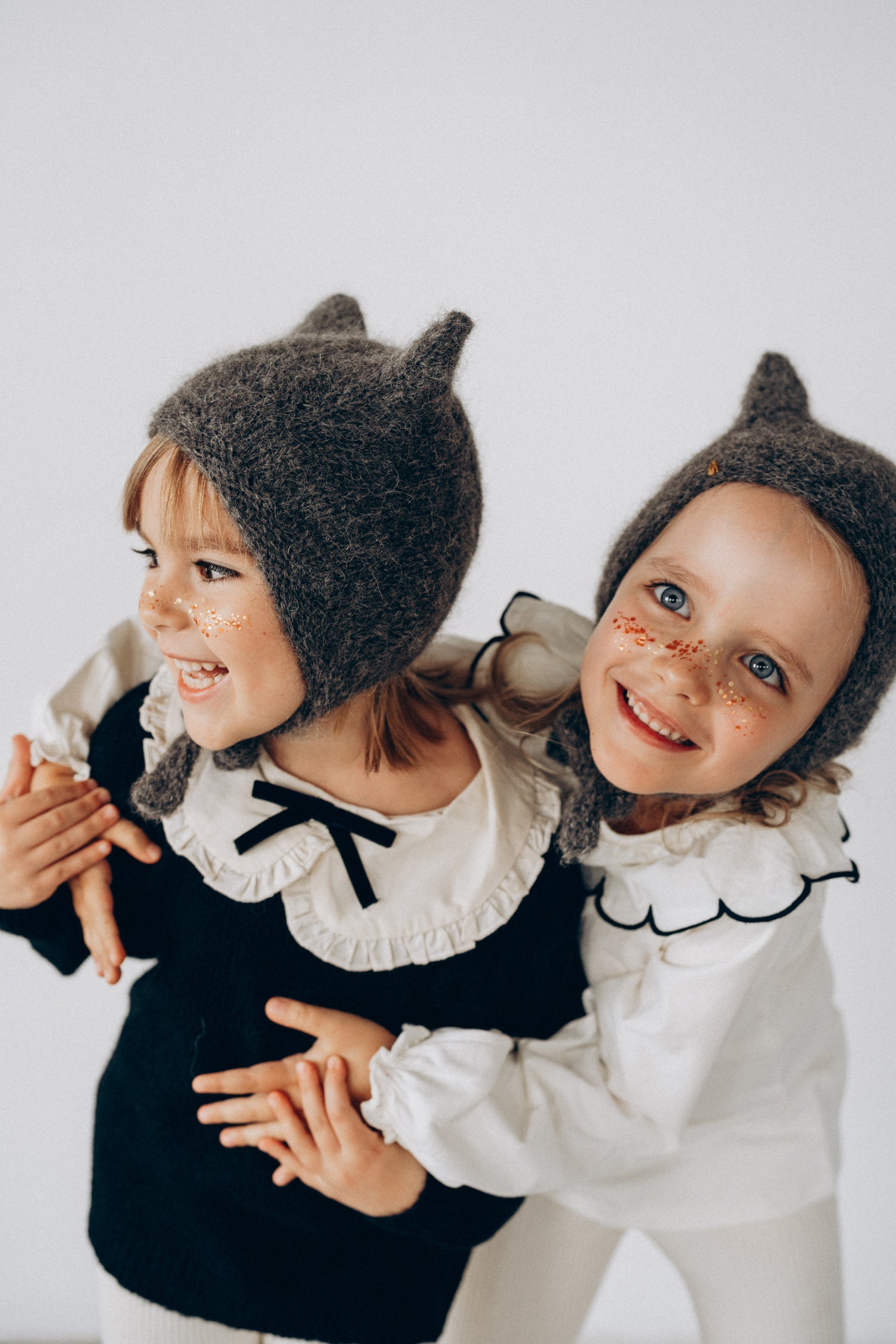 Dark grey kitty hat