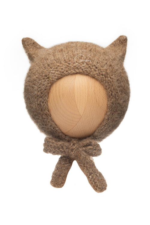 Beown kitty hat