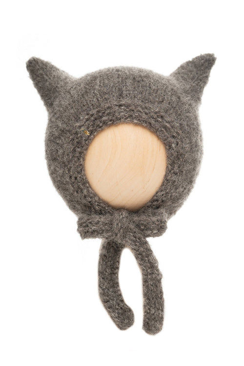 Dark grey kitty hat